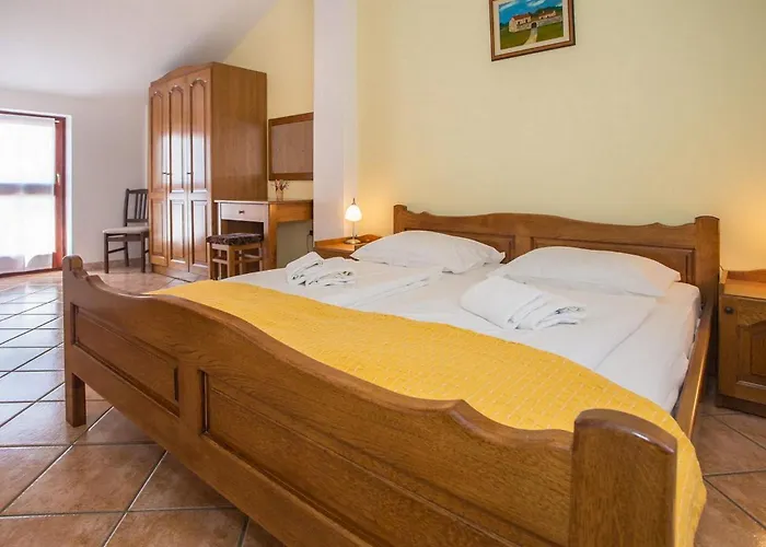 Apartman Lovely In With Wifi Porec